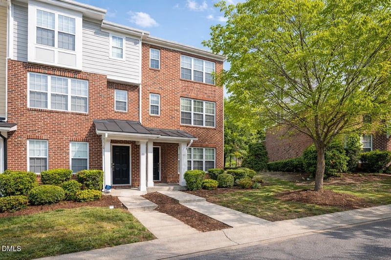 113 Dove Cottage Ln, Cary, NC 27519
