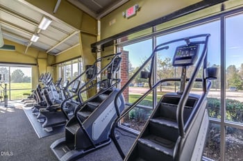 113 Elway Dr, Clayton, NC 27527