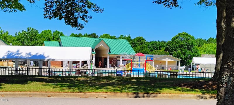 113 Feezor Ct, Clayton, NC 27527