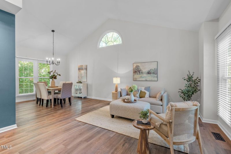 113 Frohlich Dr, Cary, NC 27513