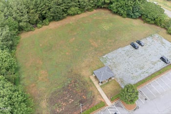 113 Grantwood Dr, Holly Springs, NC 27540