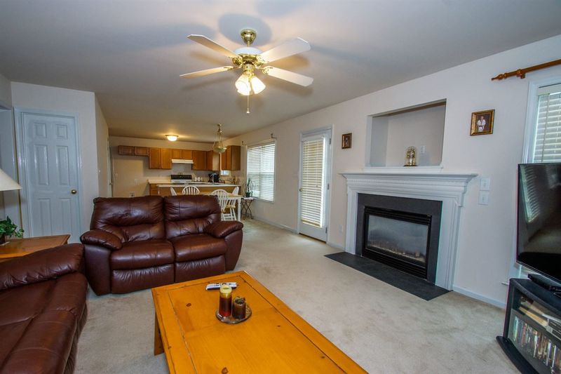 113 Grassy Valley Rd, Holly Springs, NC 27540