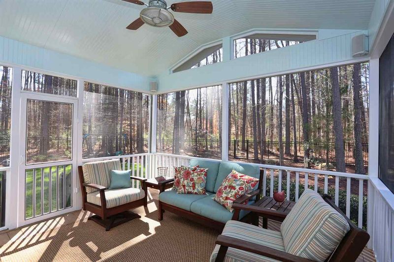 113 Grove Park Cir, Pittsboro, NC 27312