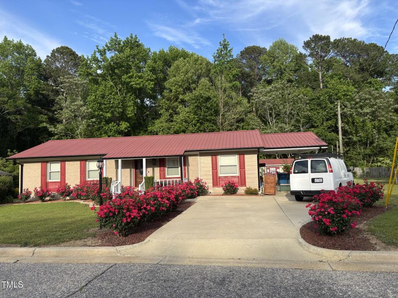 113 Gulf Dr, Dunn, NC 28334