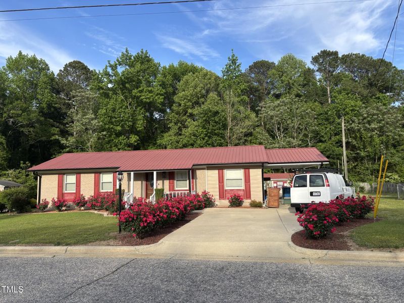113 Gulf Dr, Dunn, NC 28334