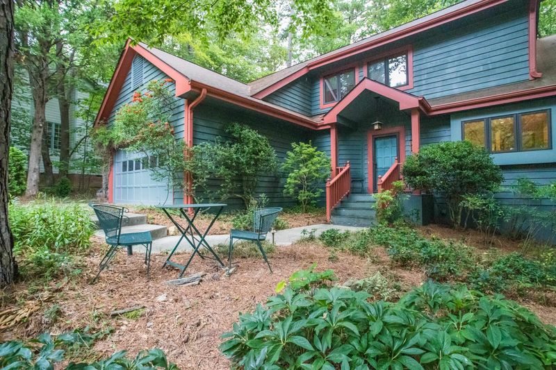 113 Hanover Pl, Chapel Hill, NC 27516