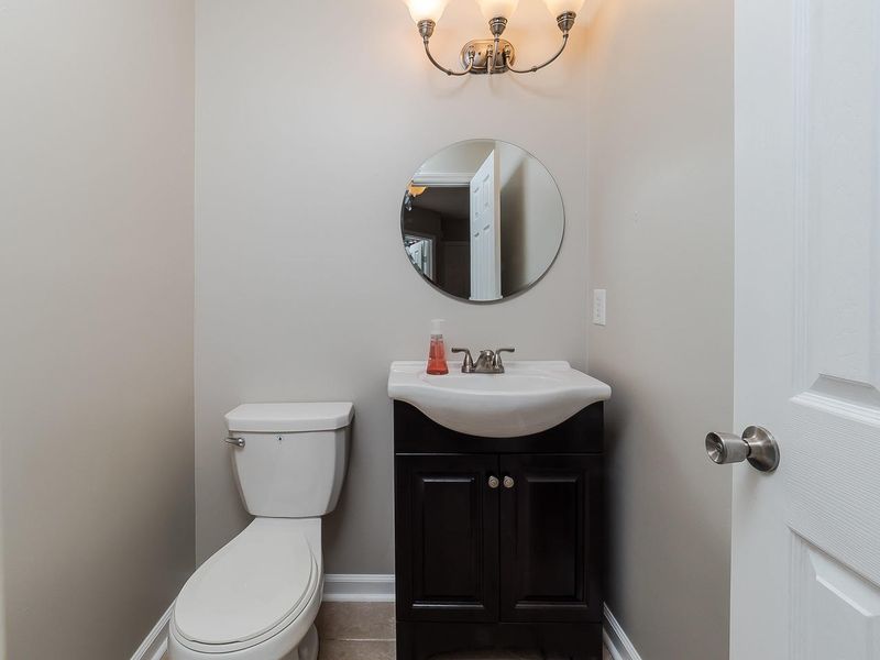 113 Hollow Oak Dr, Durham, NC 27713