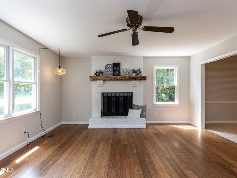 113 Honeysuckle Ln, Durham, NC 27703