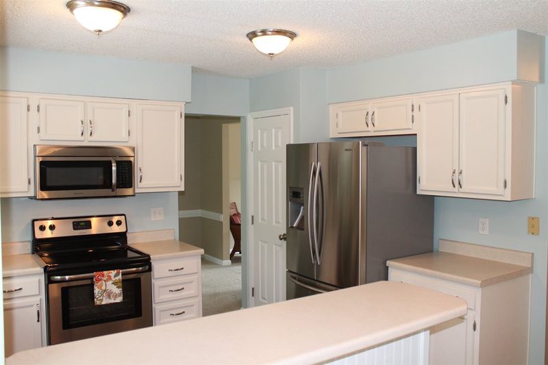 113 Jodhpur Dr, Cary, NC 27513