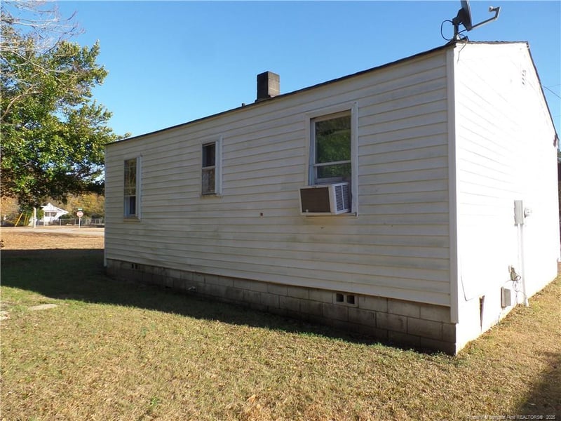 113 Joyce St, Fayetteville, NC 28301