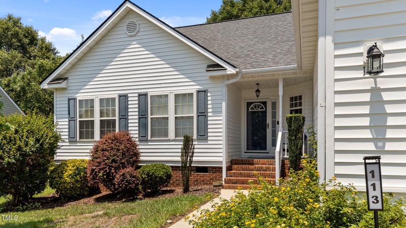 113 Kelly Ln, Clayton, NC 27520
