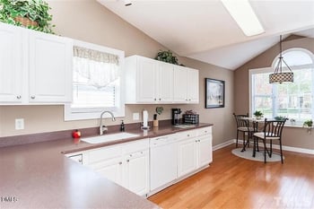 113 Kudrow Ln, Morrisville, NC 27560