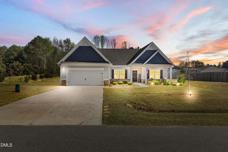 113 Lexington Dr, Sanford, NC 27332