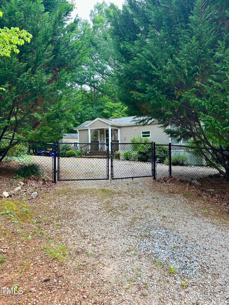 113 Lone Star Dr, Louisburg, NC 27549
