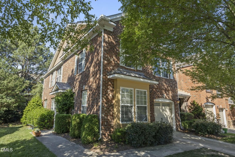 113 Longchamp Ln, Cary, NC 27519