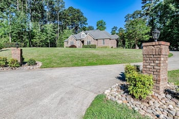 113 Lynnbrook Dr, Sanford, NC 27330