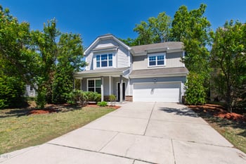 113 Lyonshall St, Fuquay Varina, NC 27526