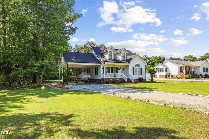 113 Mccoy Dr, Smithfield, NC 27577