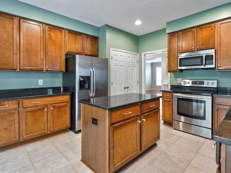 113 Murray Hill Dr, Durham, NC 27712