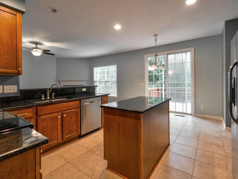 113 Murray Hill Dr, Durham, NC 27712