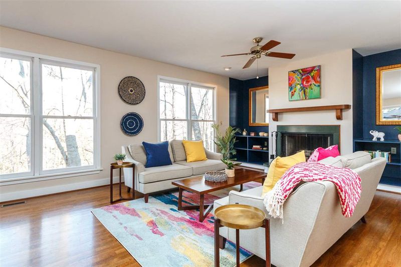 113 Old Bridge Ln, Chapel Hill, NC 27517