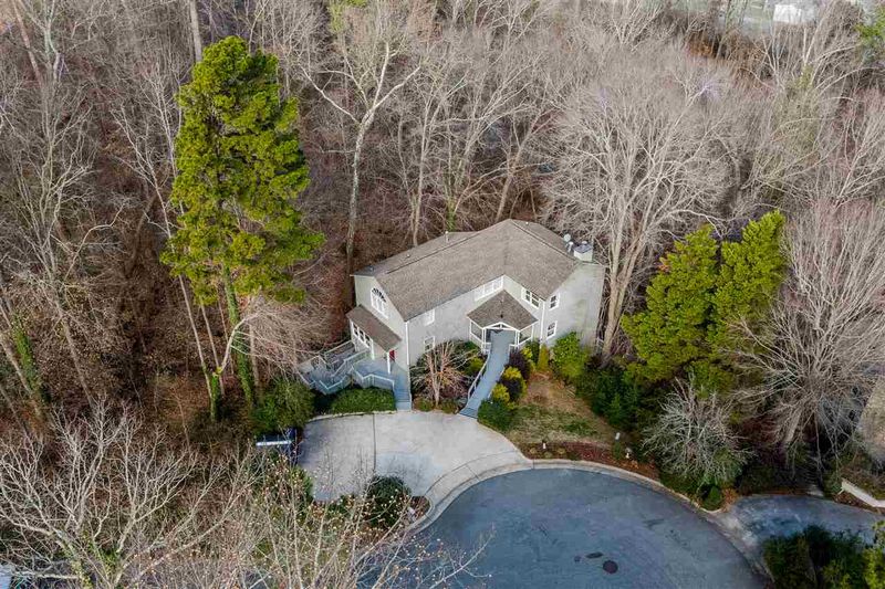 113 Old Bridge Ln, Chapel Hill, NC 27517