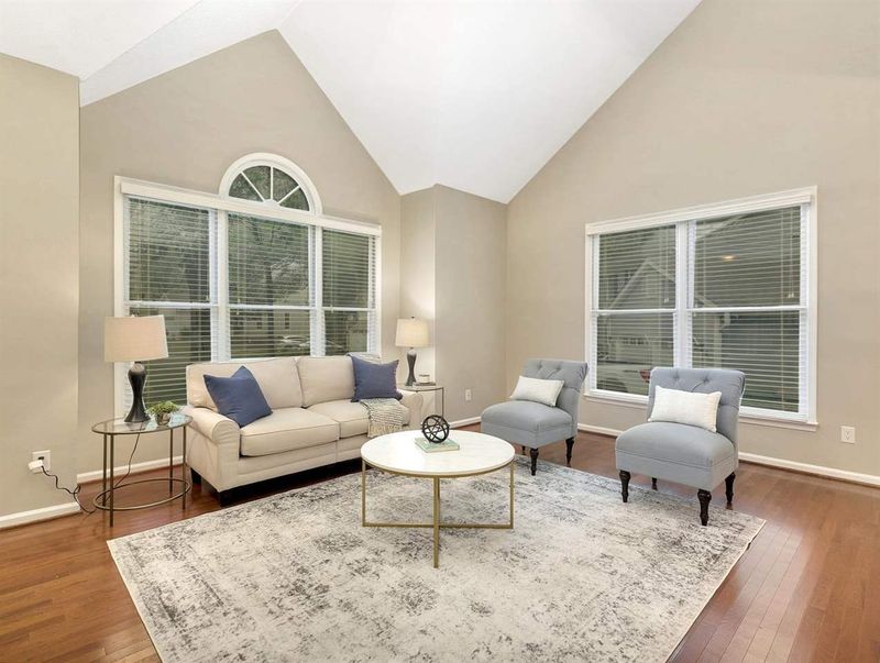 113 Oxpens Ct, Cary, NC 27513