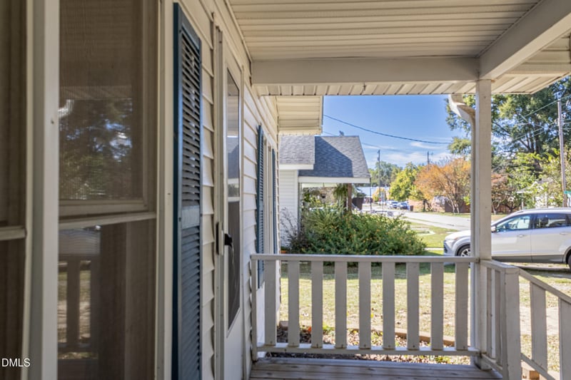 113 Poplar St, Angier, NC 27501