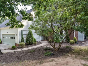 113 Prestwick Pl, Cary, NC 27511