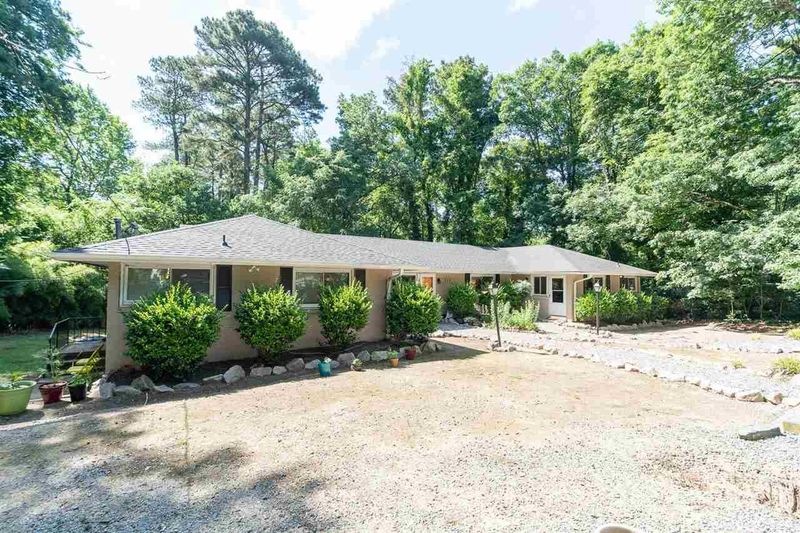 113 Purefoy Rd, Chapel Hill, NC 27514