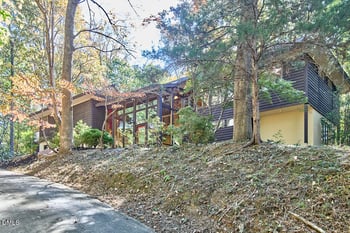 113 Rhododendron Dr, Chapel Hill, NC 27517