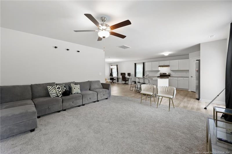 113 Rocking Horse Ln, Sanford, NC 27332
