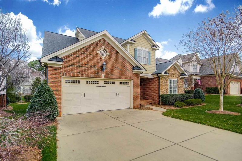 113 Sonoma Valley Dr, Cary, NC 27518