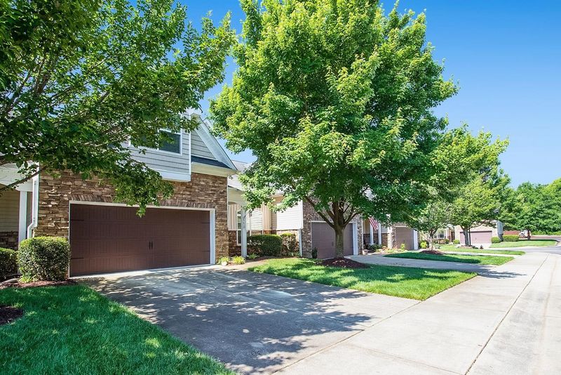 113 Star Flower Ct, Apex, NC 27539