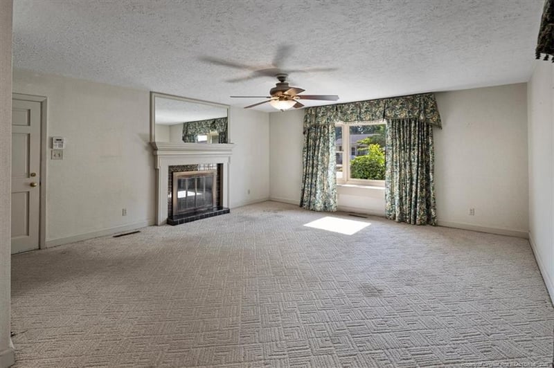 113 Star Hill Ave, Fayetteville, NC 28303