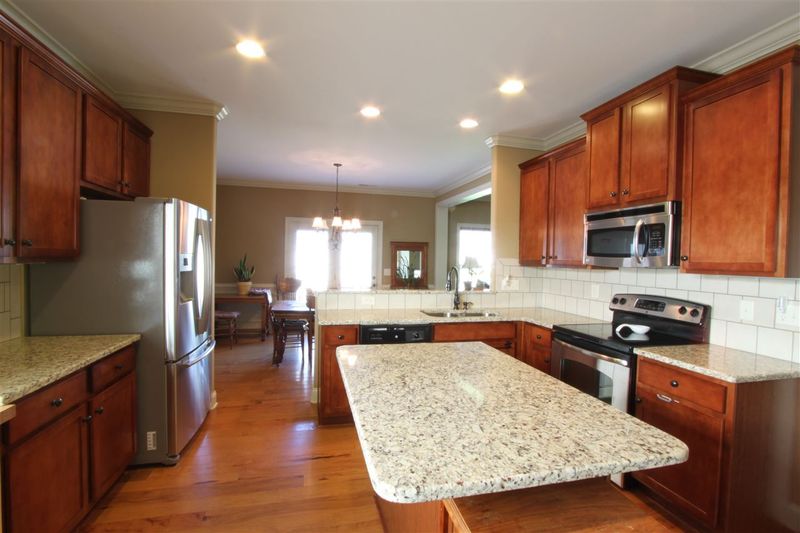 113 Station Dr, Morrisville, NC 27560