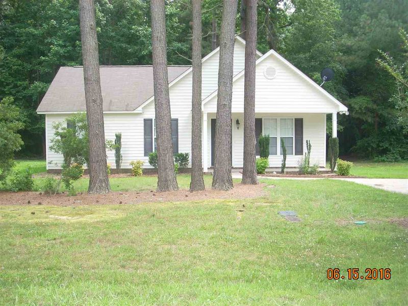 113 Stephenson Dr, Smithfield, NC 27577
