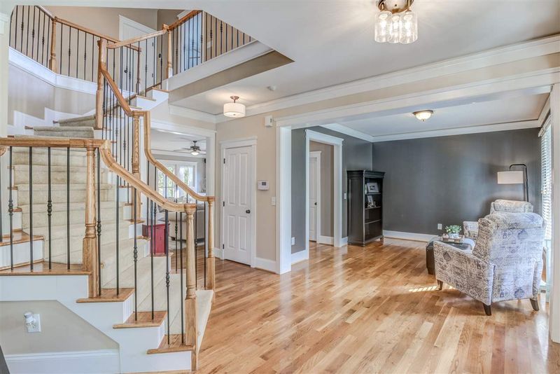 113 Sunset Oaks Dr, Holly Springs, NC 27540