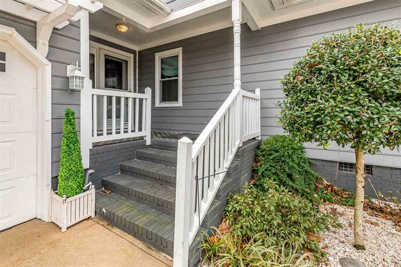 113 Tanning Ridge Dr, Dunn, NC 28334