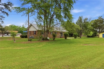 113 Third St, Dublin, NC 28332