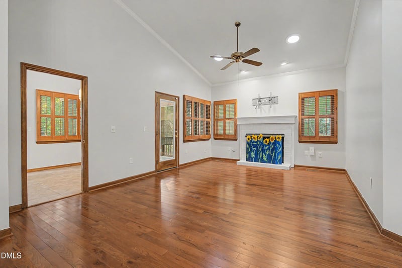 113 Tiercel Ct, Cary, NC 27518
