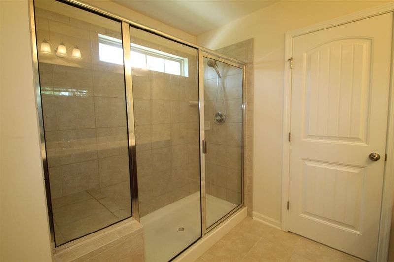 113 Torrey Heights Ln, Durham, NC 27703