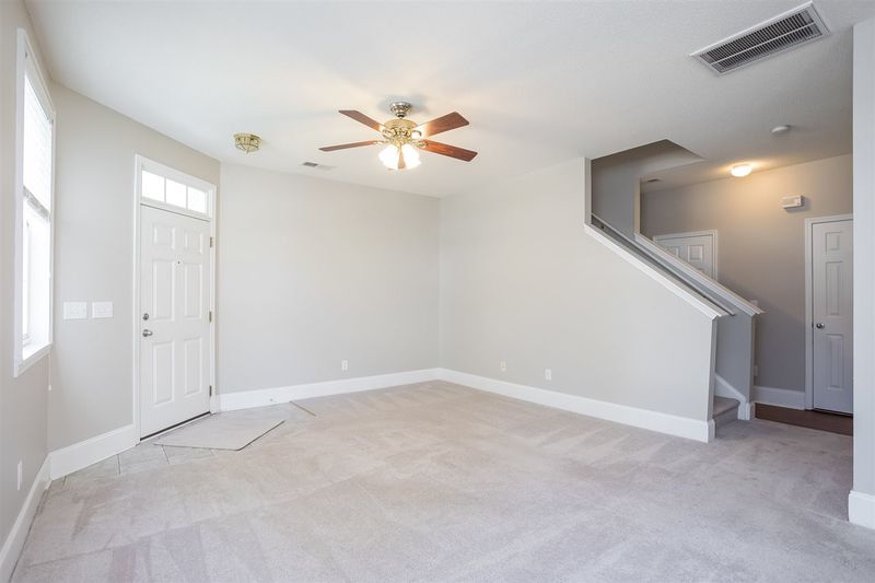 113 Trayesan Dr, Holly Springs, NC 27540