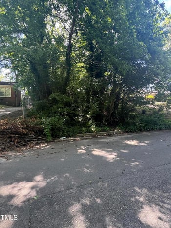 113 Waldrop St, Raleigh, NC 27610