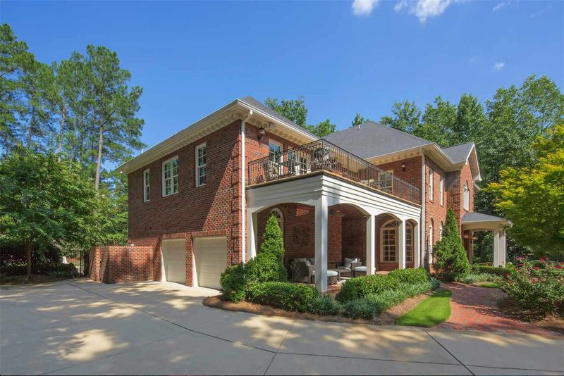 113 Waterford Pl, Chapel Hill, NC 27517