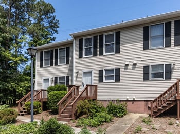 113 Weatherstone Dr #B, Chapel Hill, NC 27514
