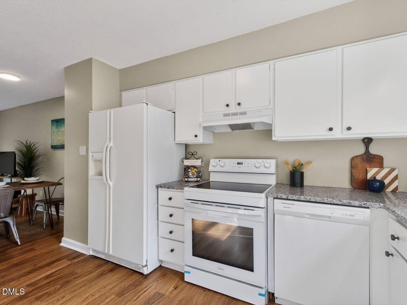113 Weatherstone Dr #B, Chapel Hill, NC 27514