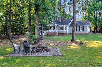 113 White Oak Ct, Clayton, NC 27520