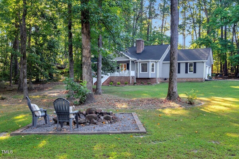 113 White Oak Ct, Clayton, NC 27520
