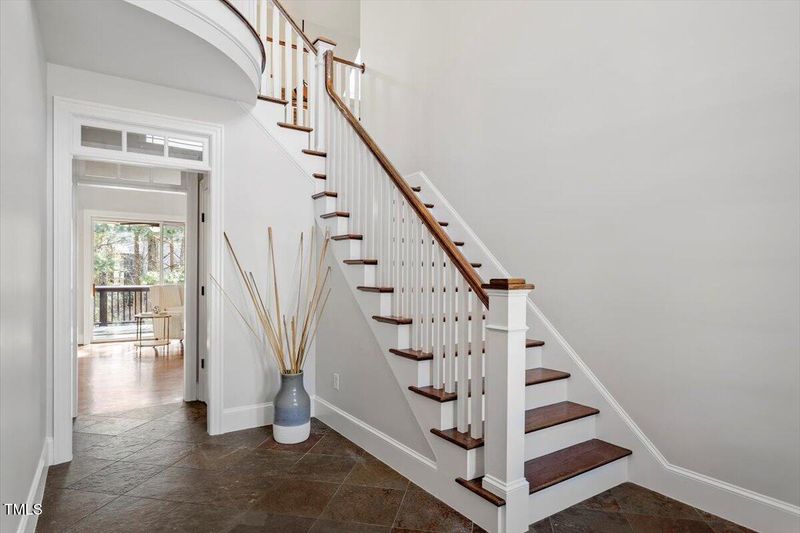 113 Witheridge Ct, Apex, NC 27502